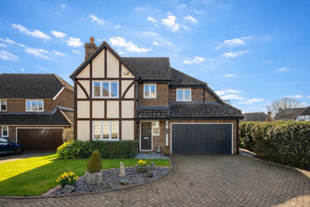 Property photo 1 of 40