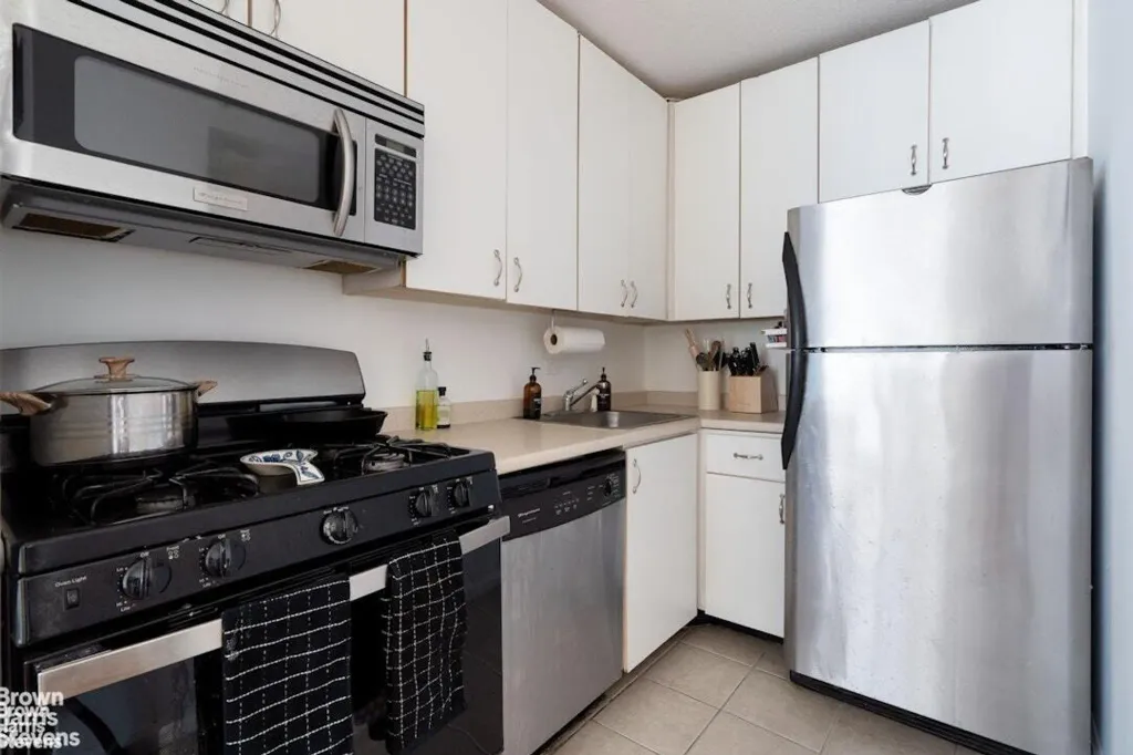 Property photo 3 of 6 <Alttext/>