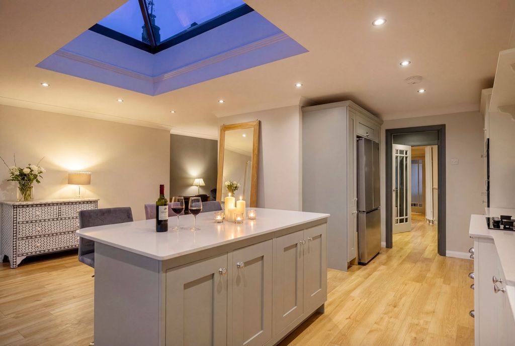 Property photo 3 of 16 Open Plan Kitche