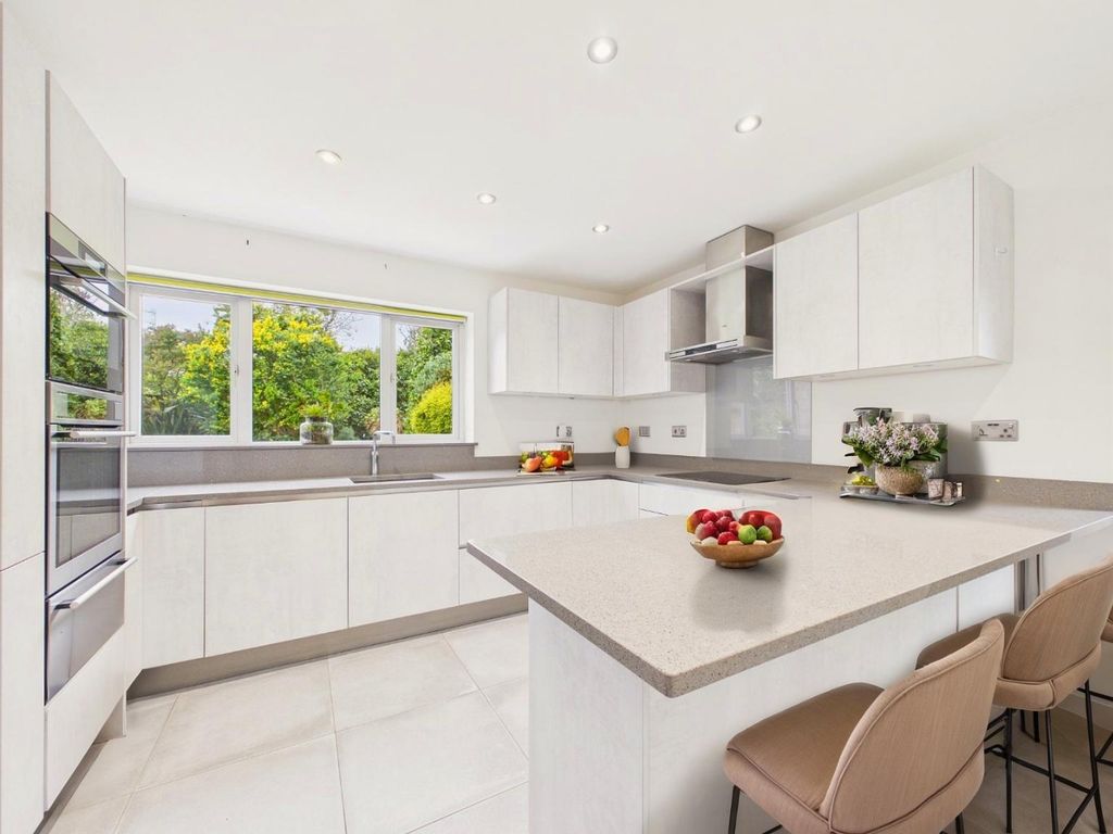 Property photo 2 of 22 5050803
