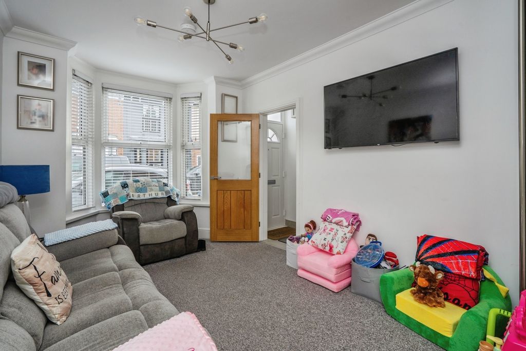 Property photo 2 of 20 Pbox-Img.Jpg