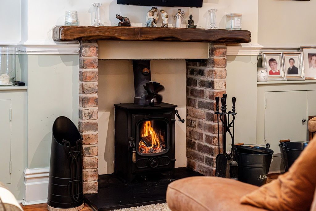 Property photo 1 of 35