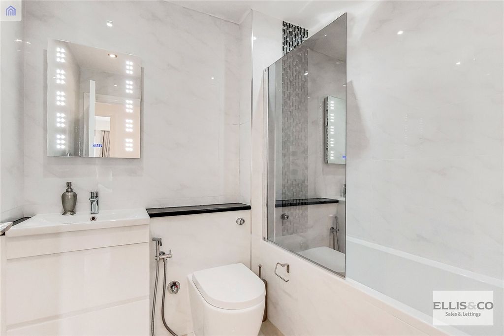 Property photo 3 of 13 Picture No. 06