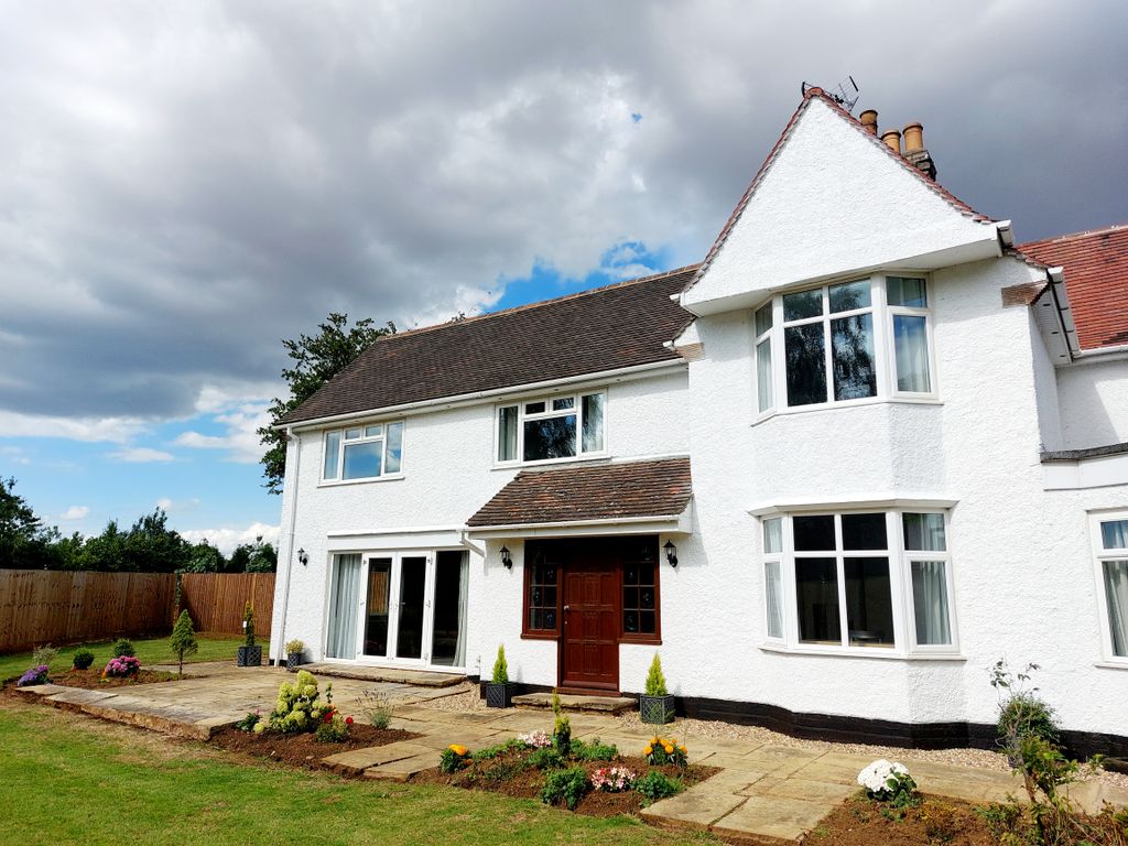 Property photo 1 of 18