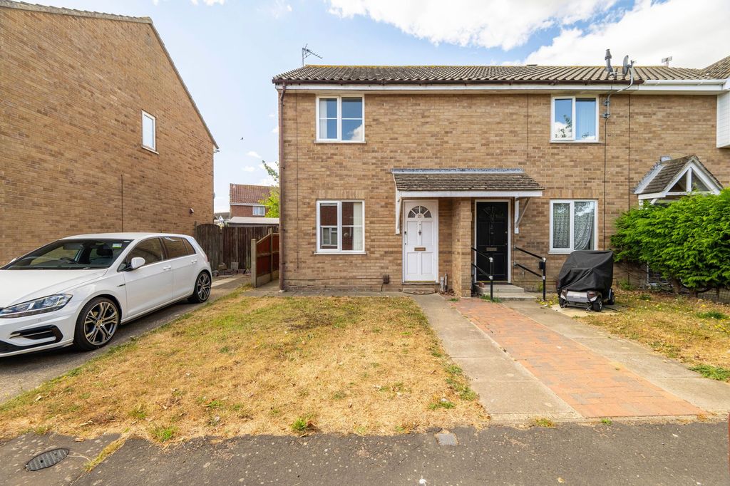 Property photo 1 of 12