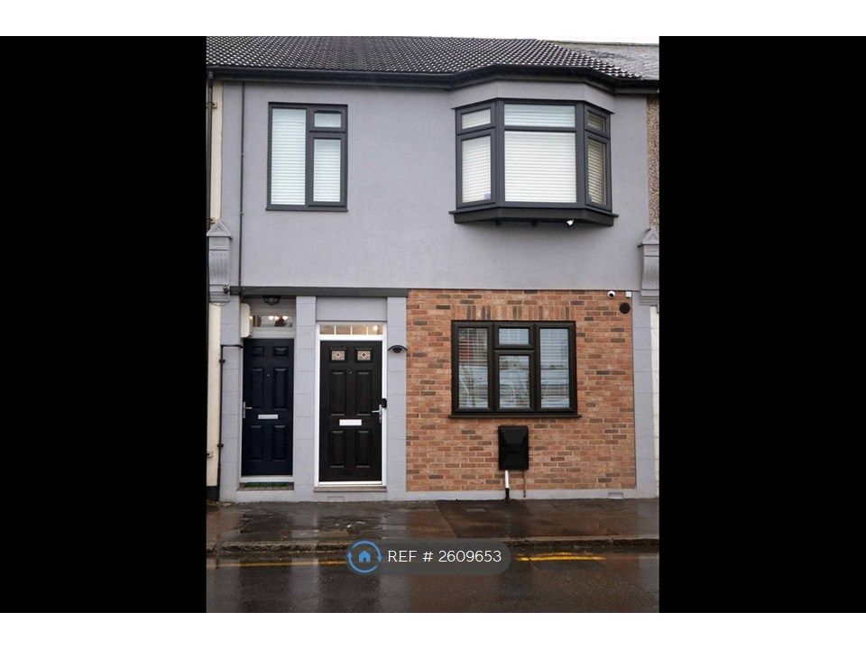 Property photo 1 of 14 Front
