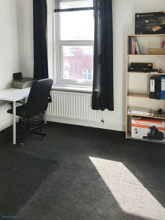 Property photo 3 of 8 Bedroom Three