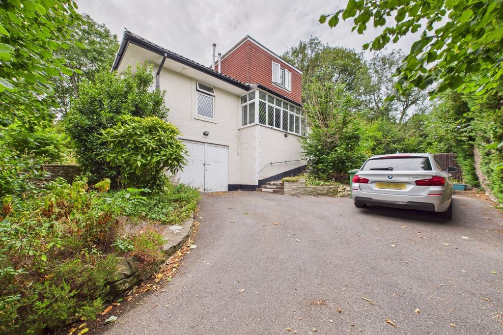 Property photo 1 of 15 Front
