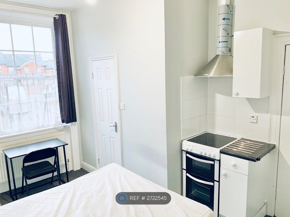 Property photo 2 of 5