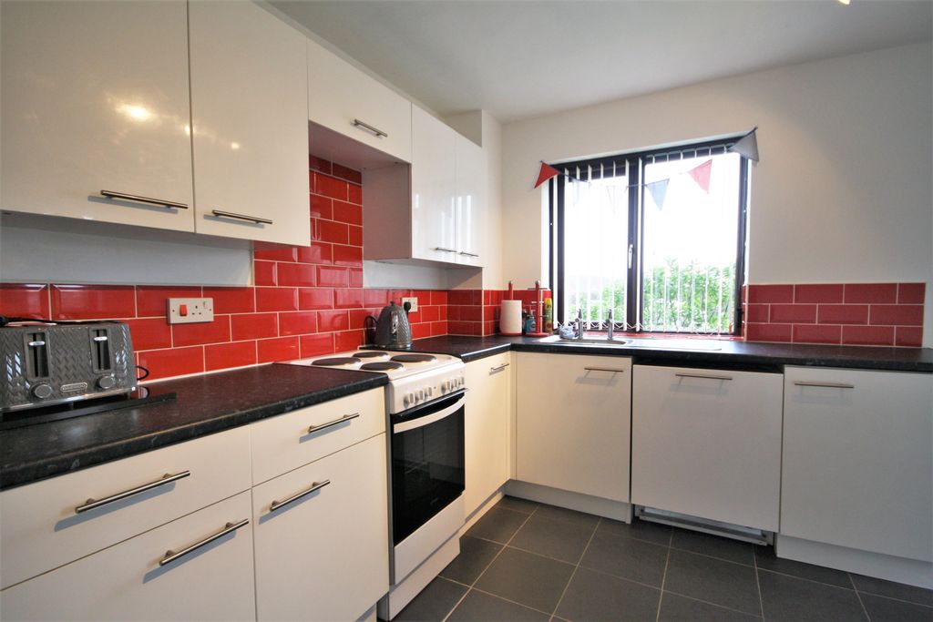 Property photo 2 of 10 Img_5854