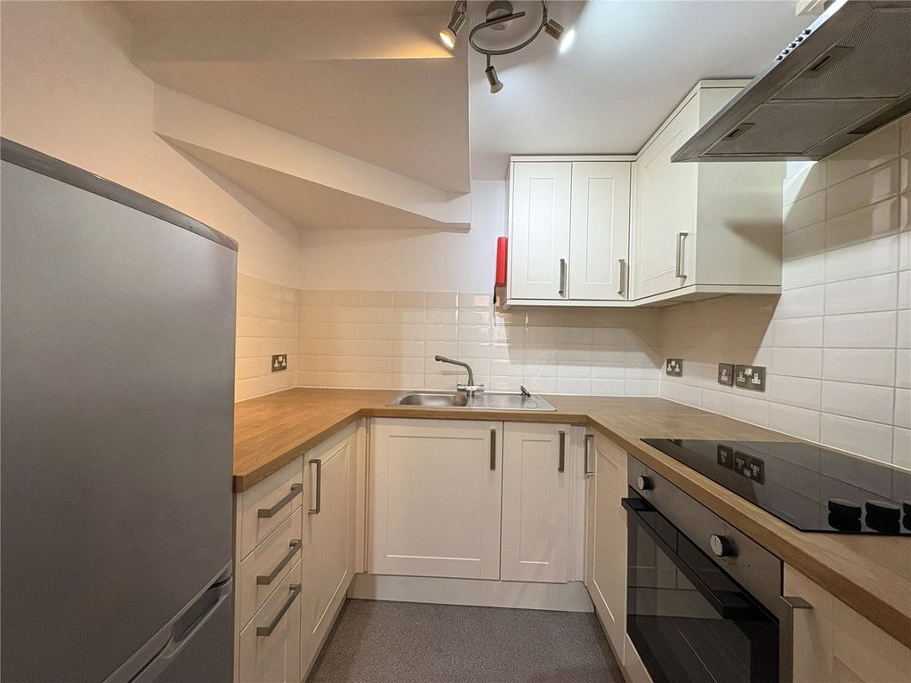 Property photo 3 of 7 Picture No. 26