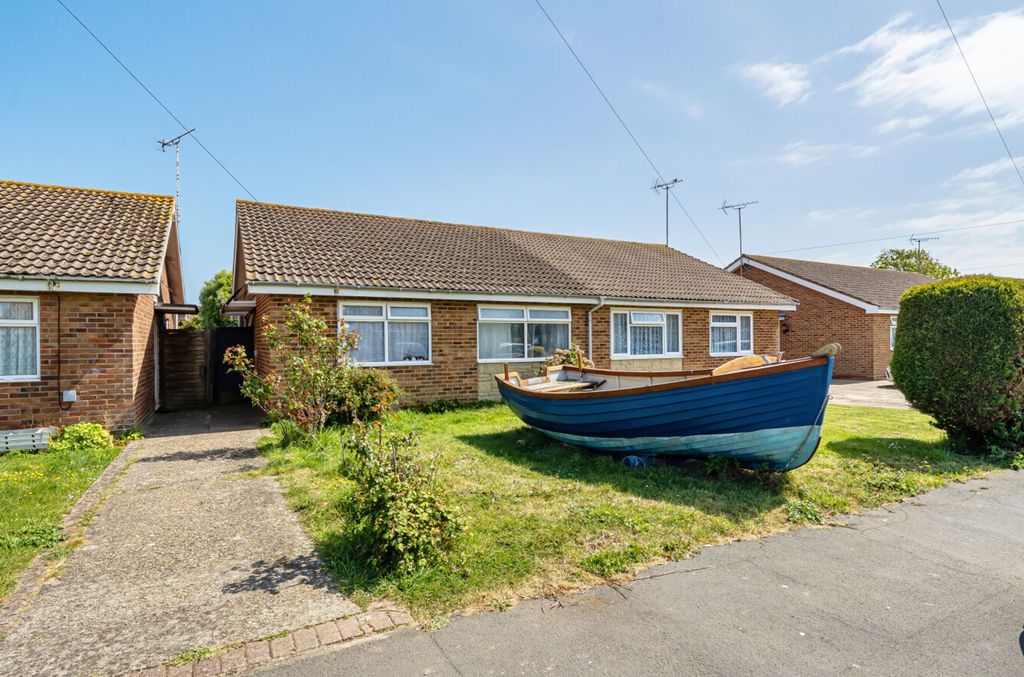 Property photo 1 of 3