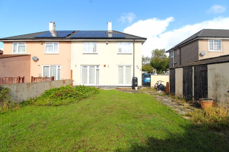 Property photo 1 of 9 Garden