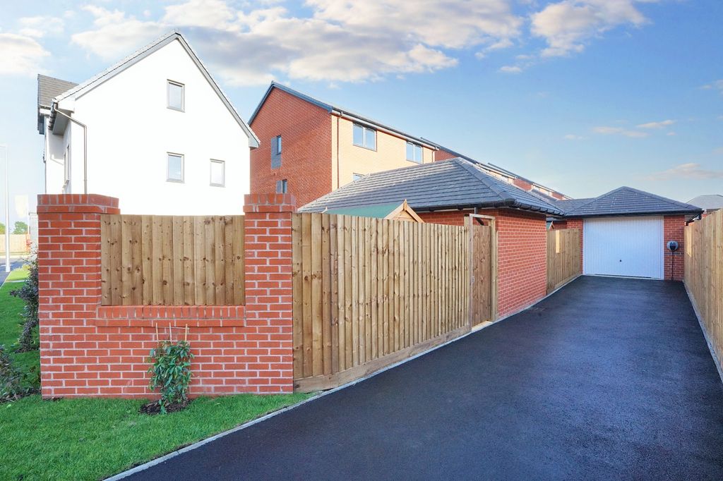 Additional image 19 of 4 bed detached house to rentHedger Grove, Upper Lighthorne, Leamington Spa, Warwickshire CV33