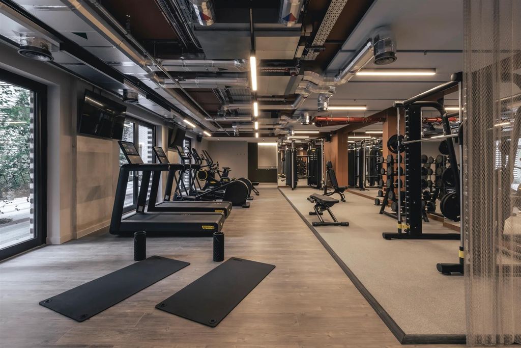 Property photo 2 of 9 15.Png