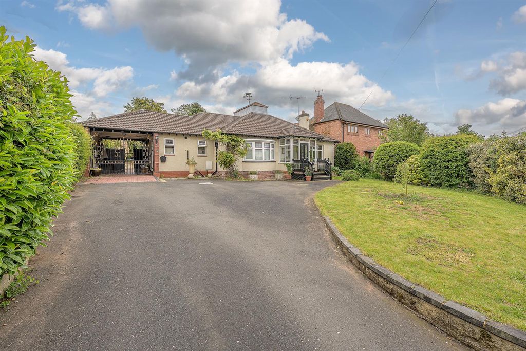 Property photo 1 of 32