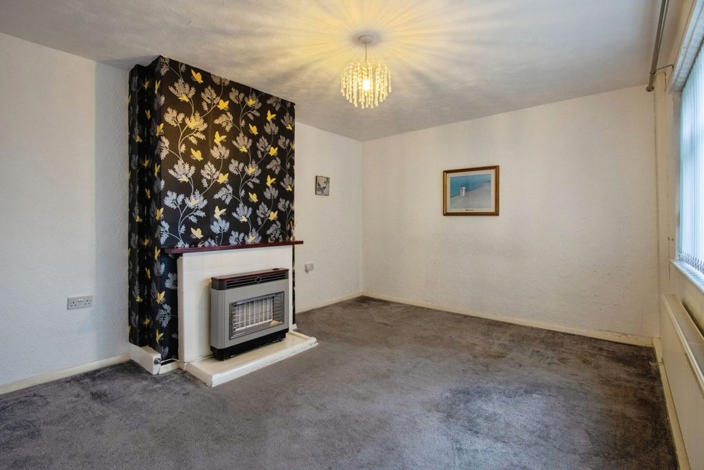 Property photo 2 of 17 Pbox-Img.Jpg