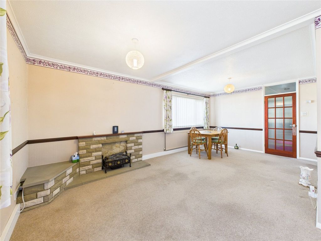 Property photo 3 of 12 Picture No. 30