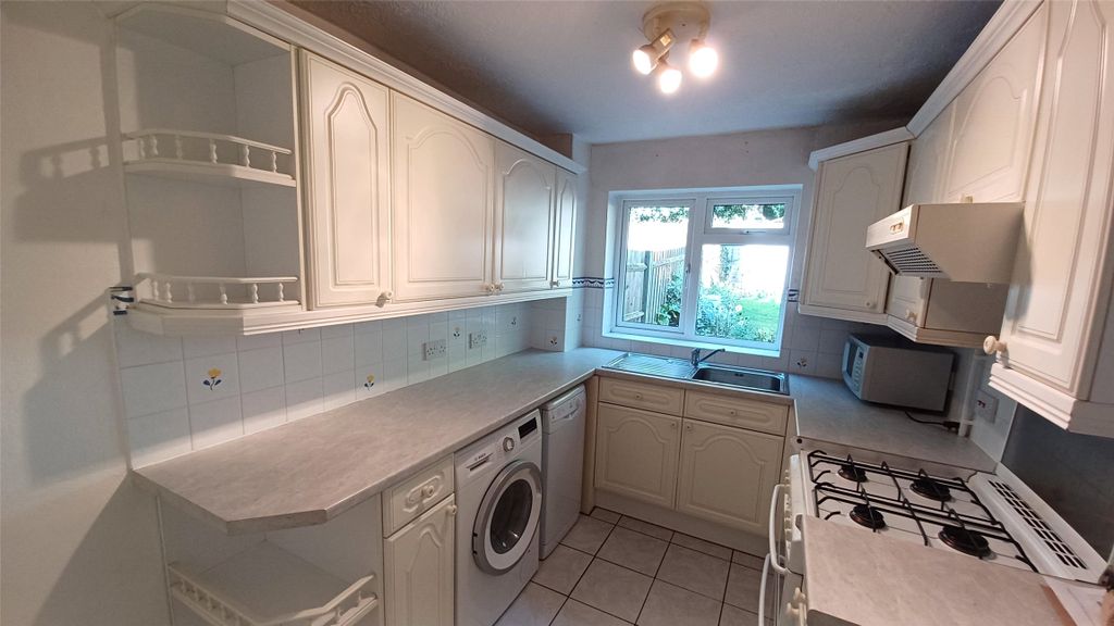 Property photo 3 of 8 Picture No. 09