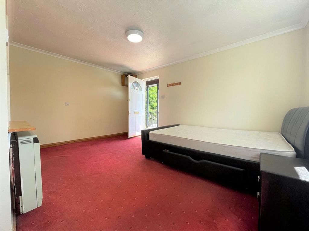 Property photo 3 of 5 4.Jpg