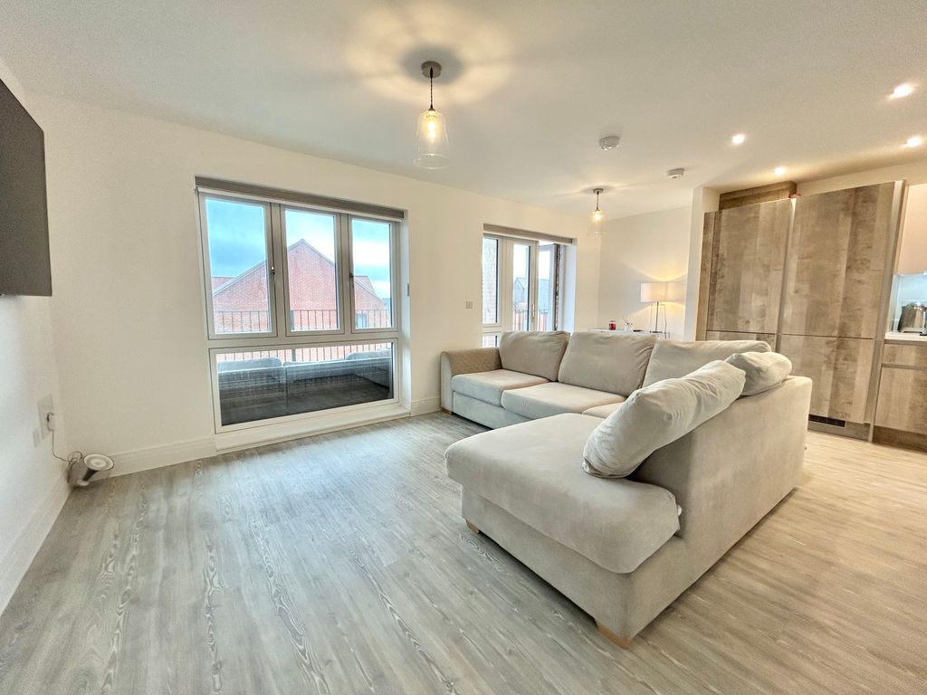 Property photo 2 of 9