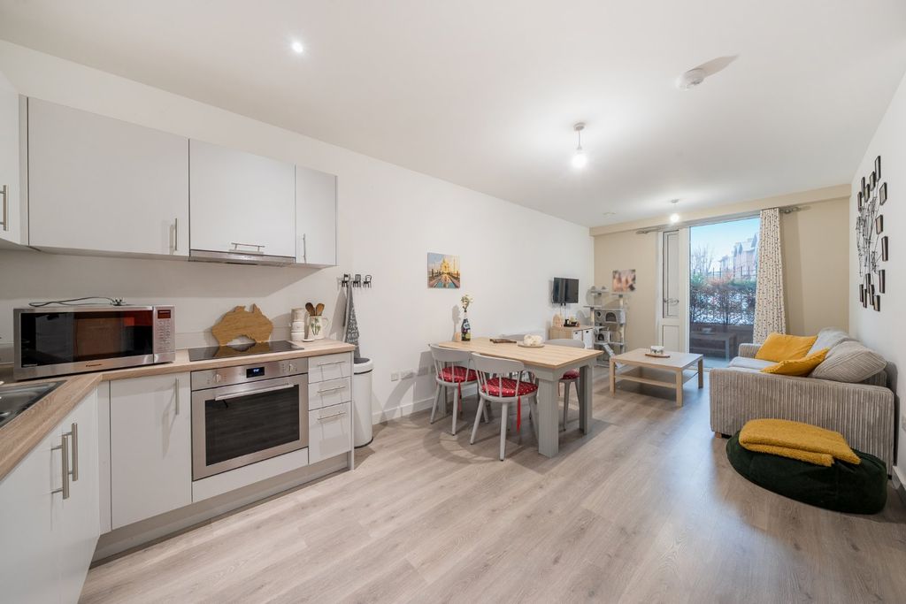 Property photo 2 of 13 Picture No. 07