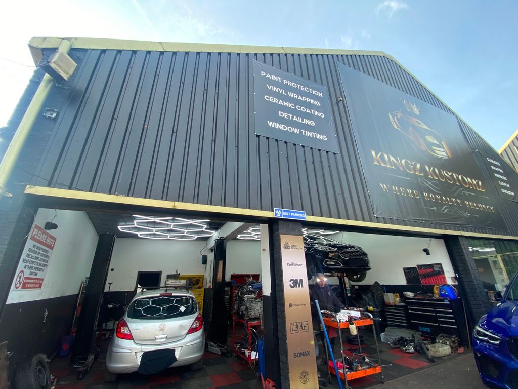 Property photo 2 of 10