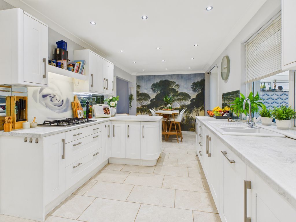 Property photo 2 of 48 Photo 8