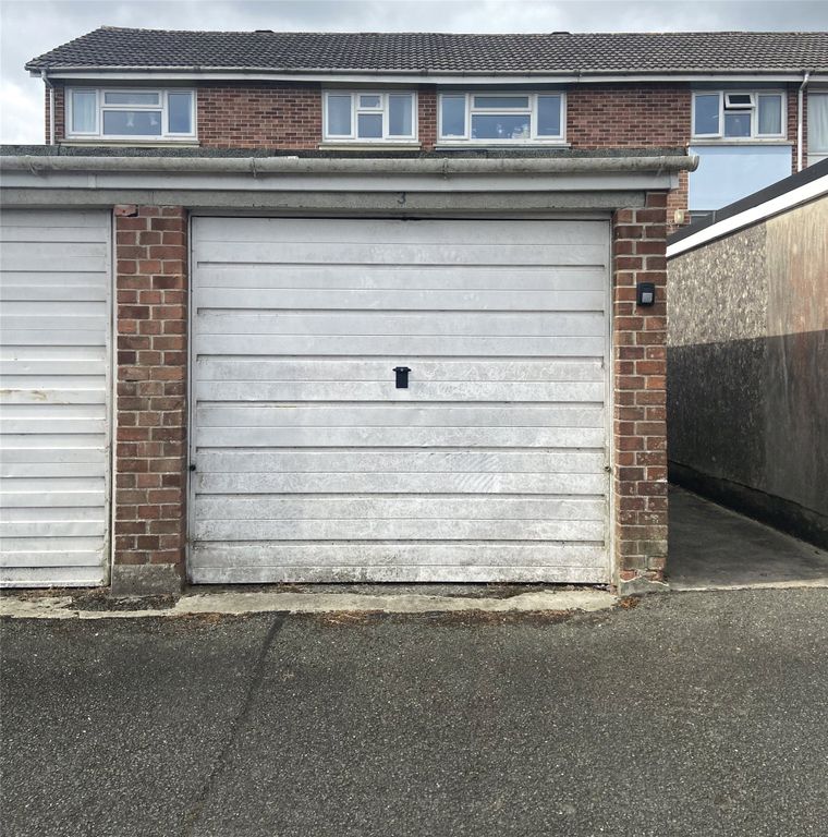 Property photo 1 of 2 Picture No. 05