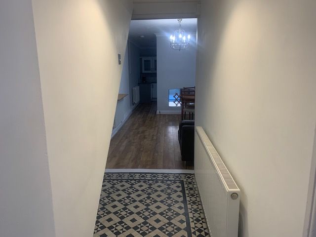 Property photo 2 of 8 Hallway