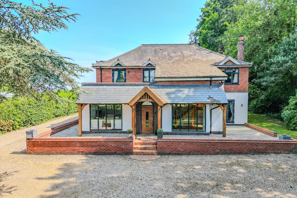 Property photo 1 of 29