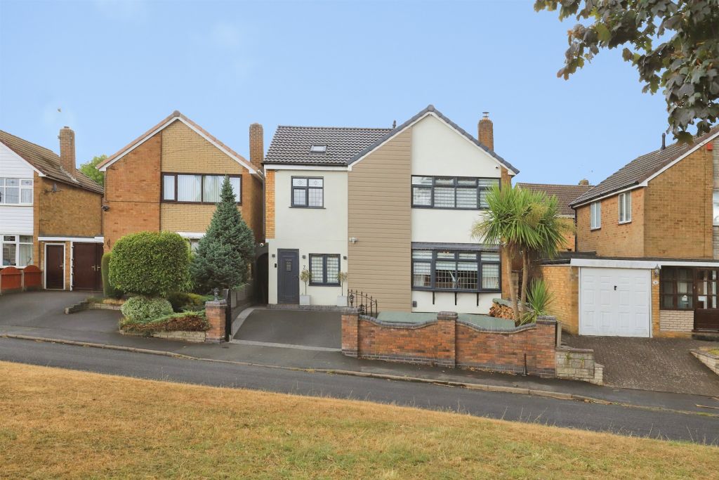 Property photo 1 of 32
