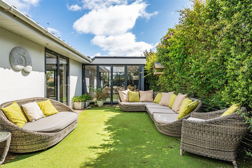 Property photo 3 of 17 1109278 (9).Jpg