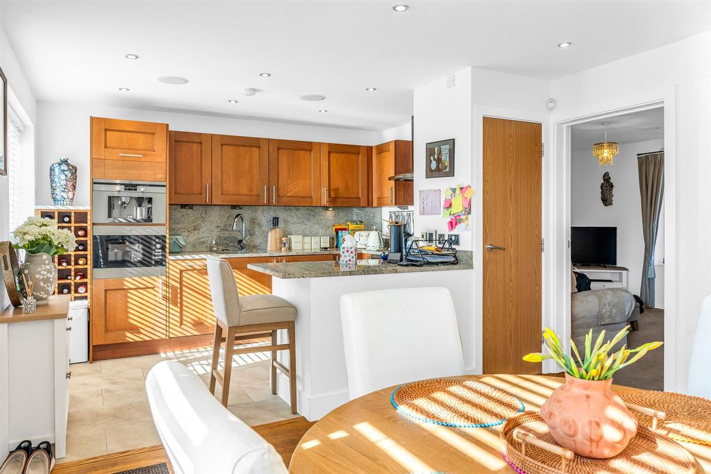 Property photo 2 of 26 Internal-17.Jpg