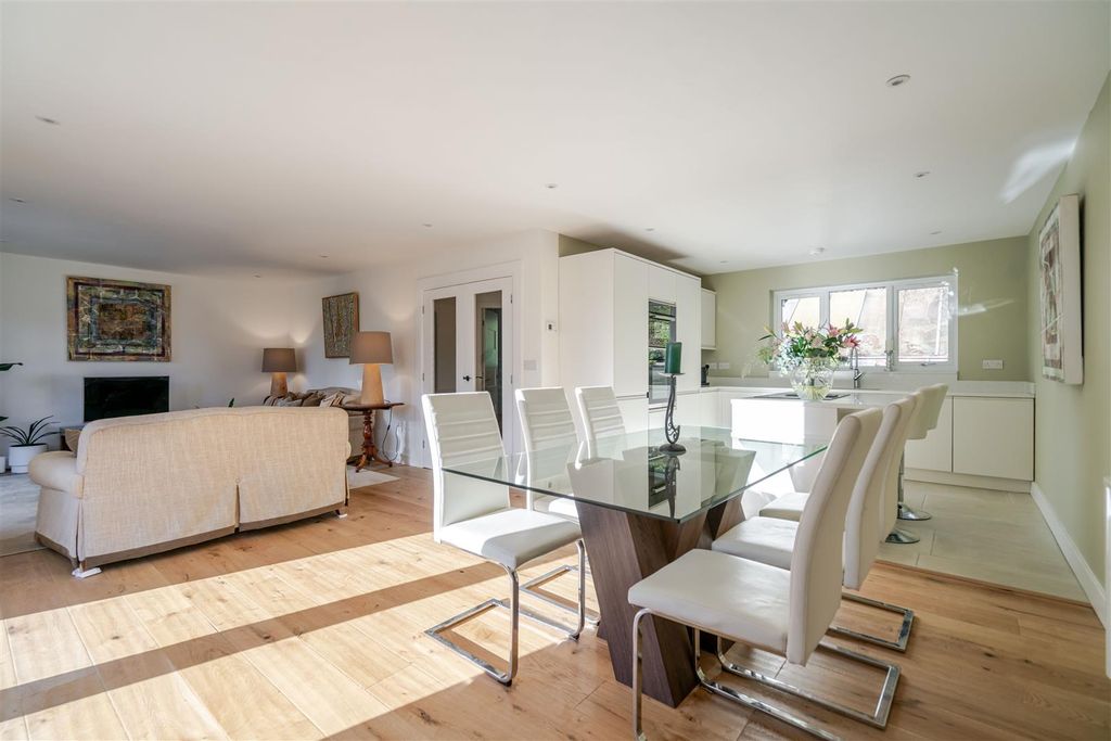 Property photo 3 of 27 Dsc00605 Copy.Jpg