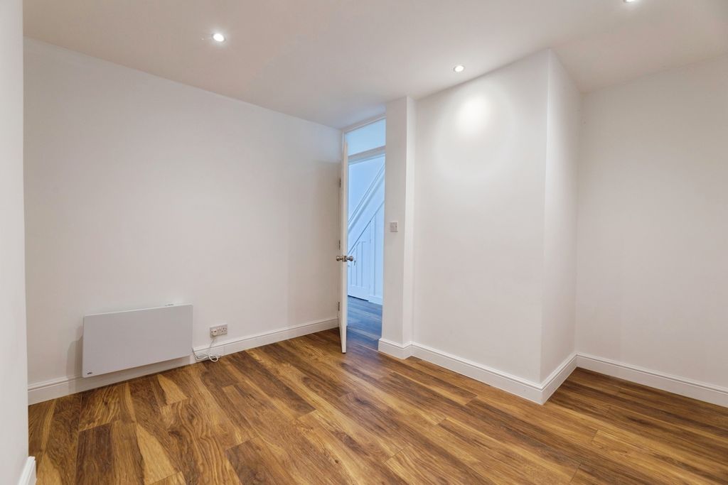 Property photo 1 of 14 Pbox-Img.Jpg