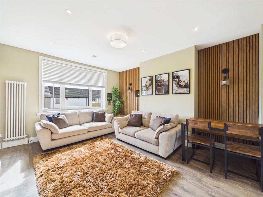 Property photo 3 of 21 Cam03782G0-Pr0307-Still023_Alt.Jpg