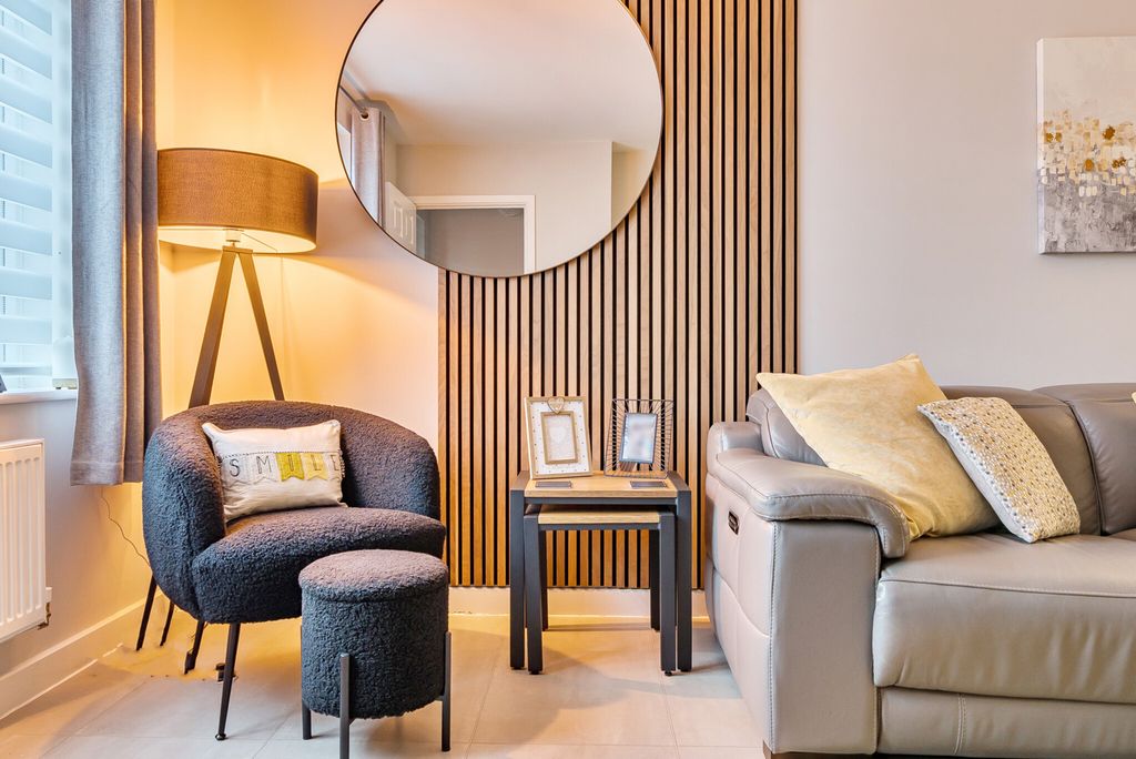 Property photo 3 of 26 1397420-15-6967B9...