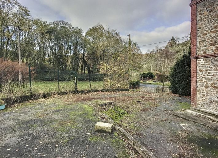 Property photo 3 of 16
