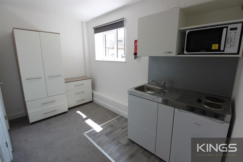 Property photo 3 of 6 Img_5070_0.Jpg