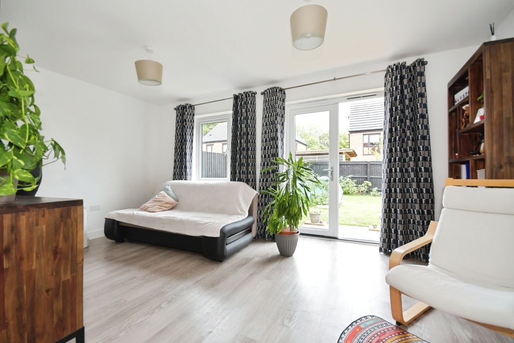 Property photo 3 of 22 Pbox-Img.Jpg