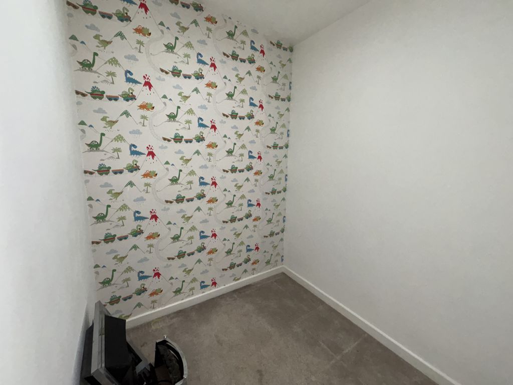 Property photo 3 of 11 Gallery