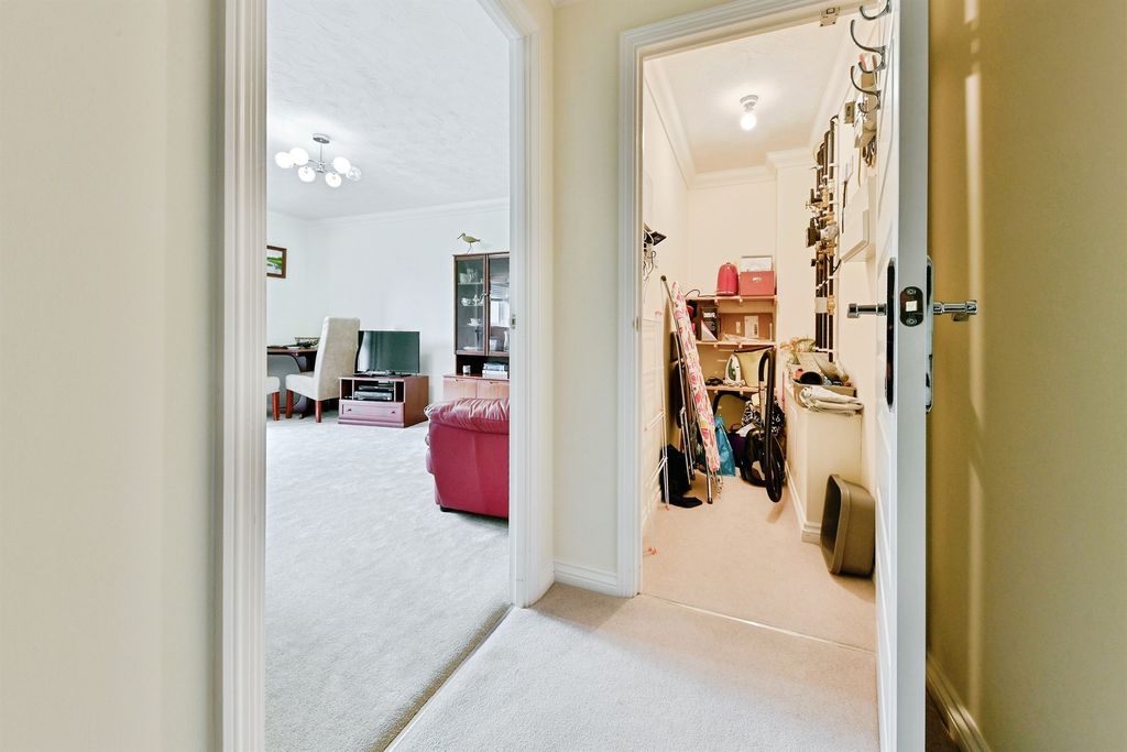 Additional image 8 of 1 bed flat for saleWratten Road West, Hitchin SG5
