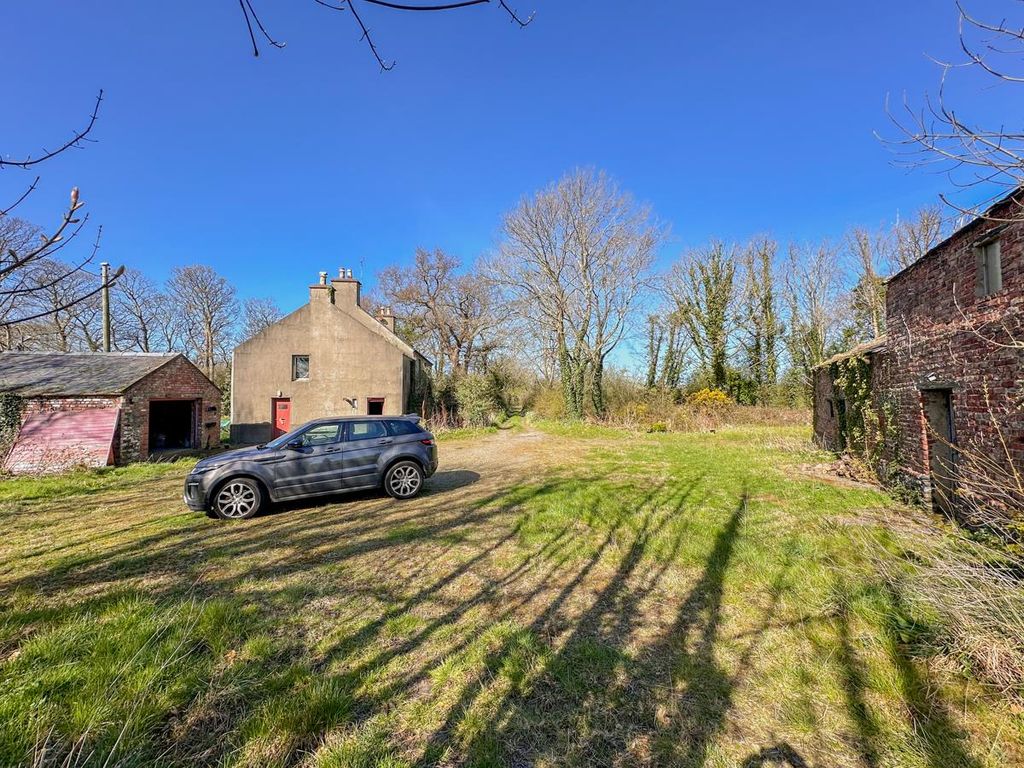 Property photo 3 of 13 3.Jpg