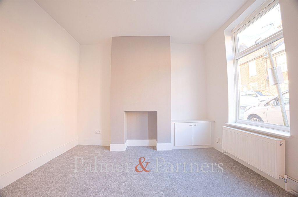 Property photo 1 of 9 Picture No. 02