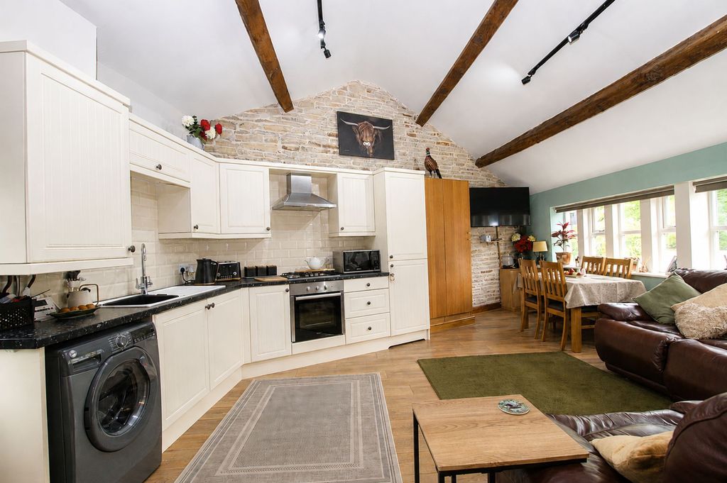 Additional image 9 of 2 bed flat for saleLane Bottom, Newhey OL16