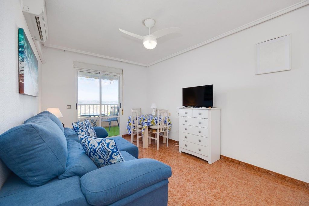 Property photo 3 of 37