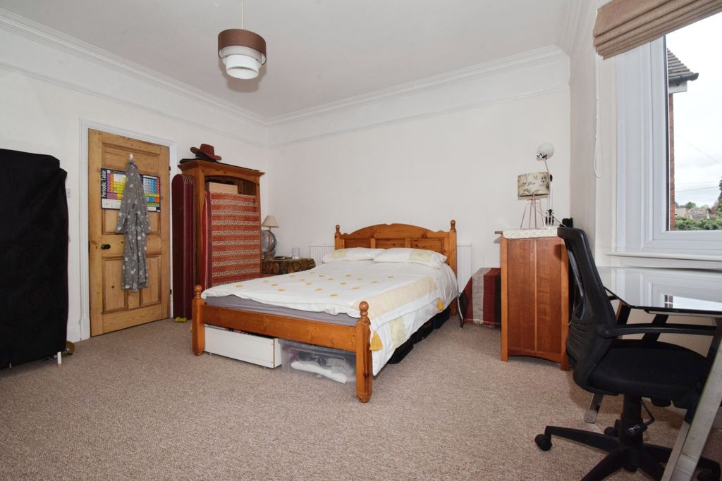 Additional image 16 of 4 bed semi-detached house for saleHolmfield Road, Leicester LE2