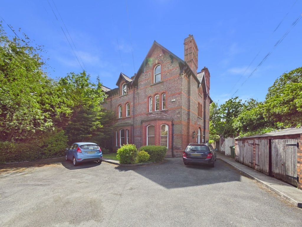 Property photo 2 of 18