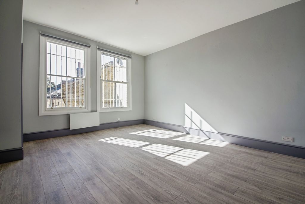 Property photo 3 of 15 Reception Room